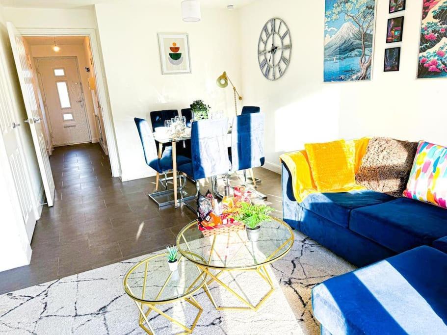 Birmingham Family Home: Spacious 3BR with Garden and Pet-Friendly Exterior photo